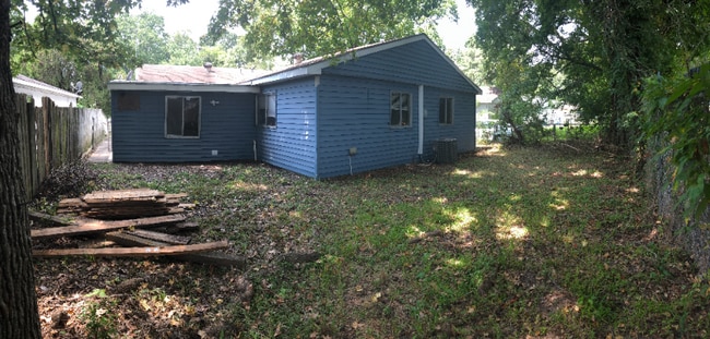 124 Town Homes Dr in Lafayette, LA - Building Photo - Building Photo