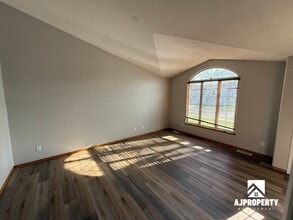 911 S Colleen Ln in Sioux Falls, SD - Building Photo - Building Photo