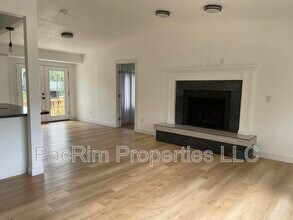 9021 Lance Cir in Anchorage, AK - Building Photo - Building Photo