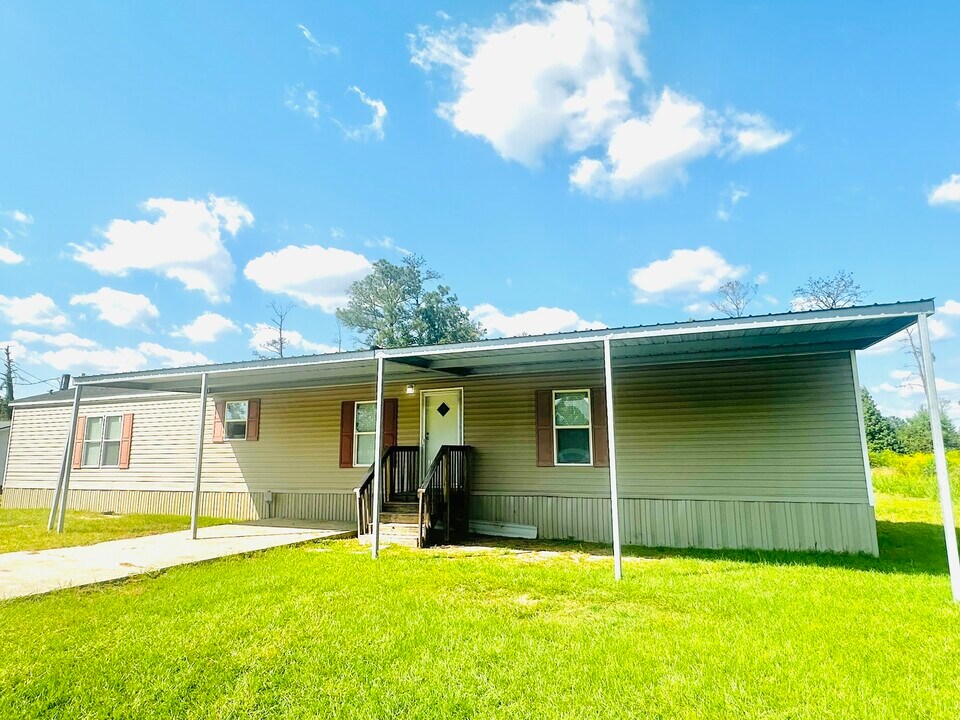 207 Juniper Rd in Sulphur, LA - Building Photo