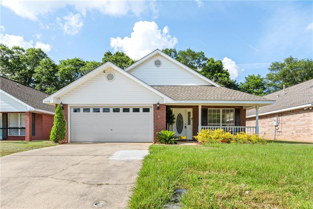 8158 Magnolia Village Dr N in Mobile, AL - Building Photo