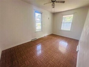 136 Whitestown Rd in Lyndora, PA - Building Photo - Building Photo