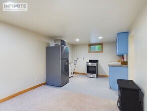 113 S 8th Ave in Bozeman, MT - Building Photo - Building Photo