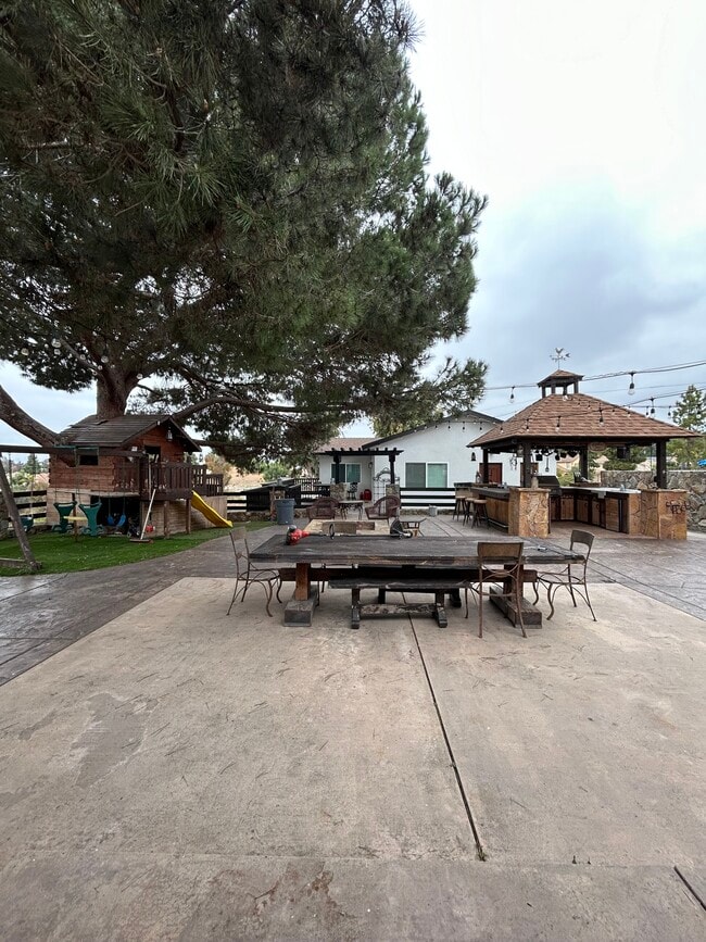 1987 Gotham St in Chula Vista, CA - Building Photo - Building Photo