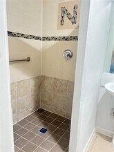 5526 Stonewall St in Houston, TX - Building Photo - Building Photo