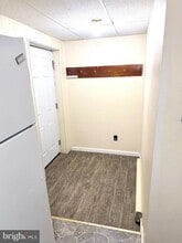 45 N Green St, Unit 4 in Berkeley Springs, WV - Foto de edificio - Building Photo