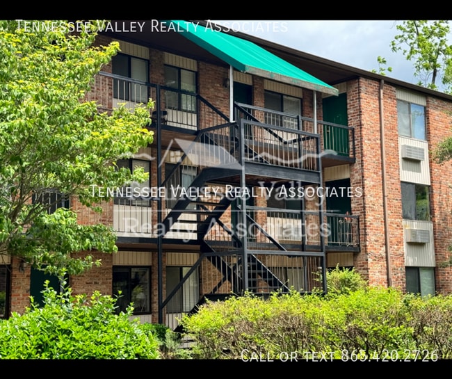 2718 Painter Ave SW in Knoxville, TN - Building Photo - Building Photo