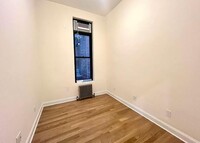 130 E 29th St, Unit 1 in New York, NY - Building Photo - Building Photo