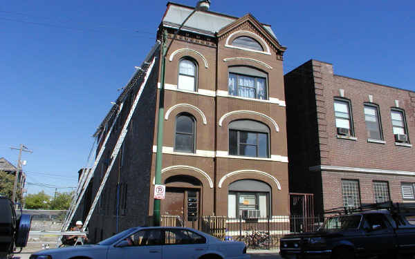 2214 W 18th Pl in Chicago, IL - Building Photo