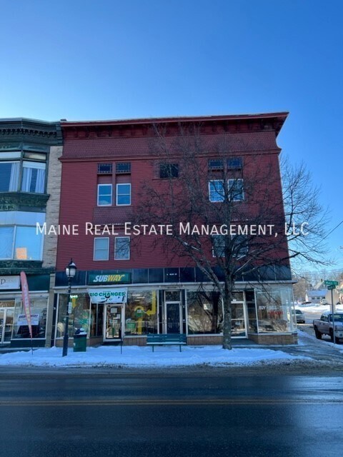 255 Main St in Old Town, ME - Building Photo