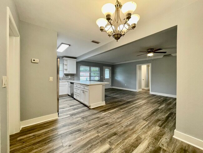 property at 2192 Belmar Dr