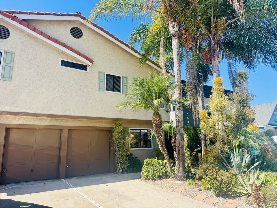 4576 Hawley Blvd in San Diego, CA - Foto de edificio
