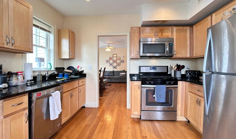 80 Brooks St in Boston, MA - Building Photo