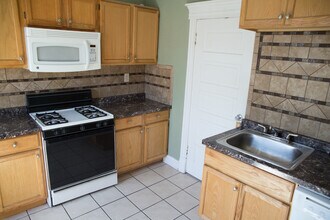 620 11th Ave SE in Minneapolis, MN - Building Photo - Building Photo