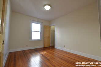 41 Montfern Ave, Unit 2 in Boston, MA - Building Photo - Building Photo