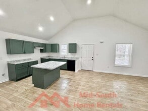 581 Gilleas Rd in Memphis, TN - Building Photo - Building Photo