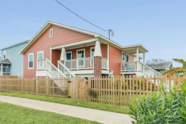 property at 1326 53rd St