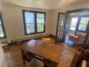 1715 6th St NE, Unit #1 in Minneapolis, MN - Foto de edificio - Building Photo