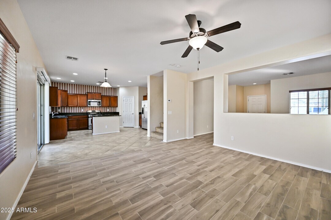 19428 W Monroe St in Buckeye, AZ - Building Photo