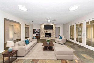 26 Bounty Rd E in Benbrook, TX - Building Photo