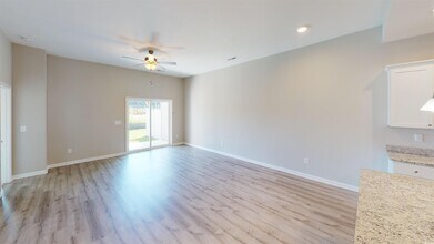 86 Racquet Club Dr in Pawleys Island, SC - Building Photo - Building Photo