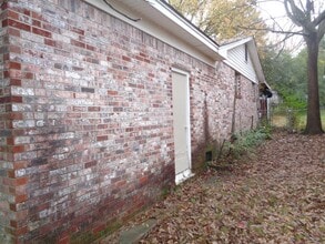 9209 Clover Hl Rd in Little Rock, AR - Building Photo - Building Photo