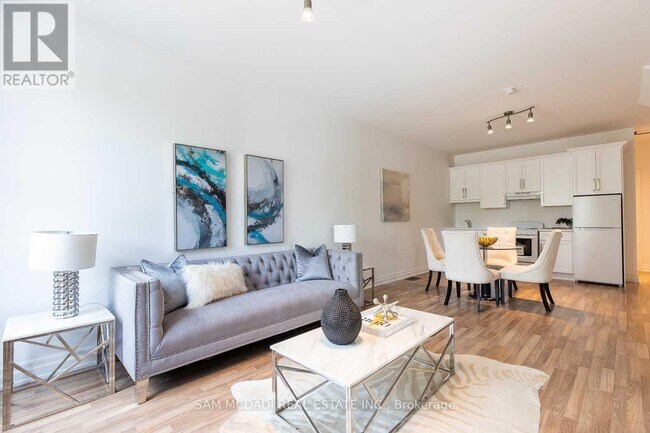 126B Church St in Mississauga, ON - Building Photo - Building Photo