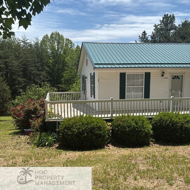 1020 Anglin Mill Rd in Stoneville, NC - Building Photo - Building Photo