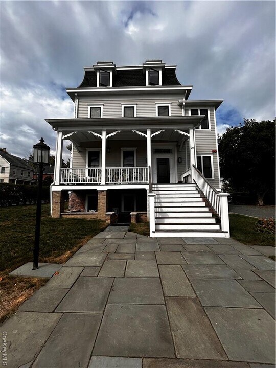 20 Prospect St in Nyack, NY - Building Photo
