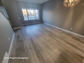 8209-8217 217 St NW in Edmonton, AB - Building Photo - Building Photo