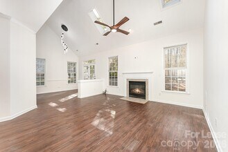 10010 Gladwick Ct in Huntersville, NC - Building Photo - Building Photo