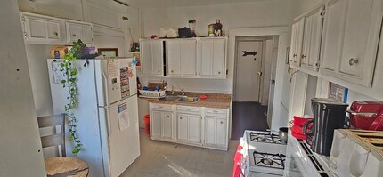 3858 N St Louis Ave, Unit 2 in Chicago, IL - Foto de edificio - Building Photo