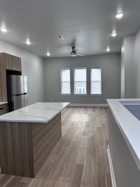 1147 S 52nd St in Philadelphia, PA - Foto de edificio - Building Photo