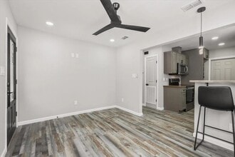 2901 Baltic Ave in Tallahassee, FL - Building Photo - Building Photo