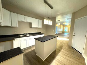 1607 Draper St in Indianapolis, IN - Building Photo - Building Photo