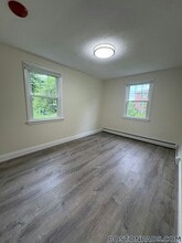 9 River Dr in Danvers, MA - Building Photo - Building Photo