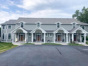 38 Pebble Beach Rd in Colchester, VT - Building Photo - Building Photo
