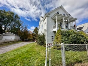 109 Arlington Ave in Warren, RI - Building Photo - Building Photo