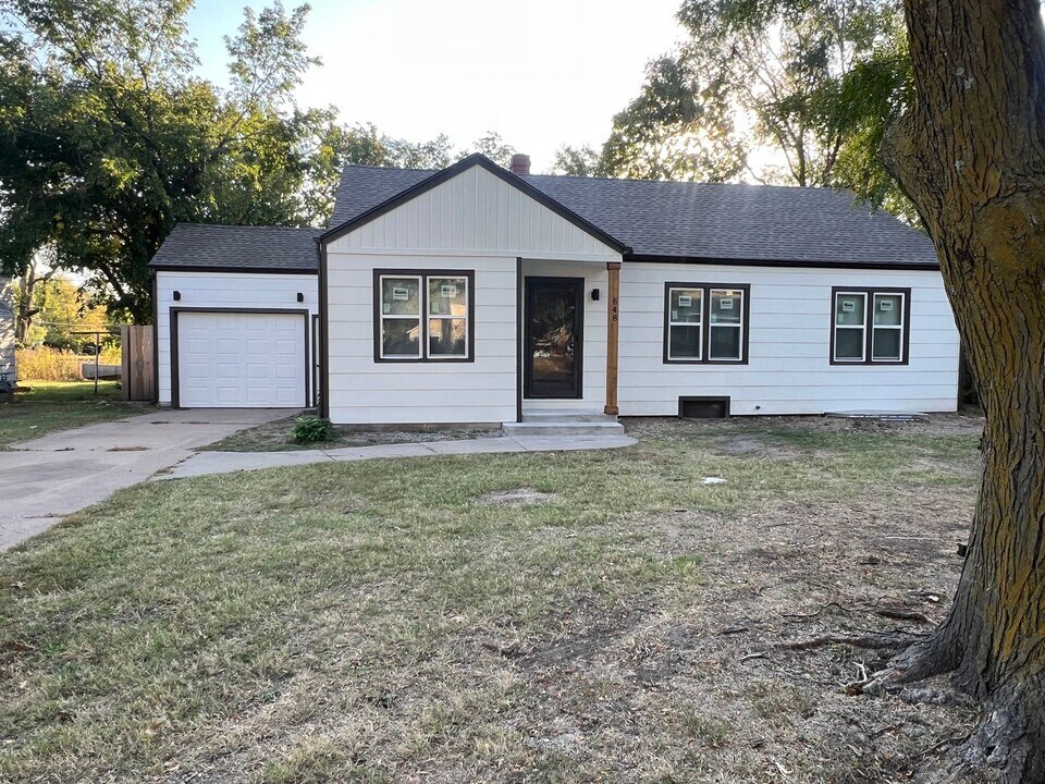 648 N Glendale St in Wichita, KS - Building Photo