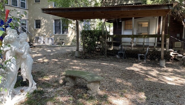 5946 Oram St, Unit 5946 Downstairs in Dallas, TX - Foto de edificio - Building Photo