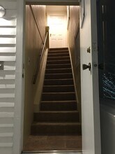 133 Curry Ave, Unit 2 in Royal Oak, MI - Foto de edificio - Building Photo