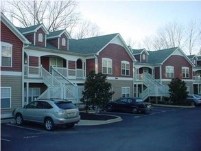 Brooks Run in Louisville, KY - Foto de edificio - Building Photo