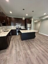 1145 Maple Ave, Unit 2 in Evanston, IL - Foto de edificio - Building Photo