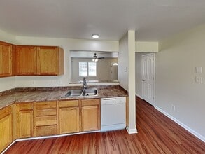 2727 Oasis Ln in Charlotte, NC - Building Photo - Building Photo