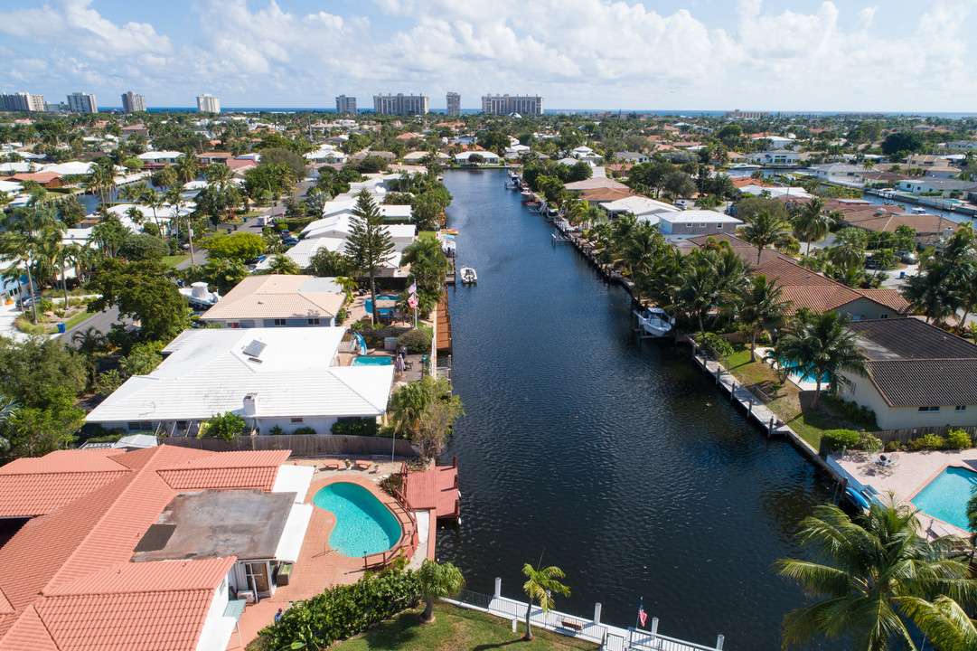 2700 NE 57th Ct in Fort Lauderdale, FL - Building Photo