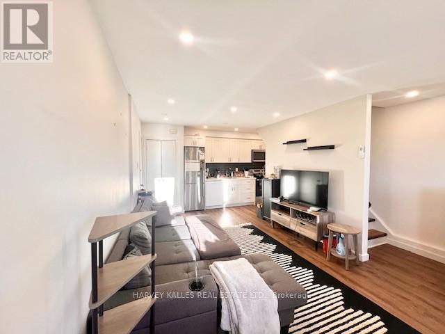 266 Marlee Ave in Toronto, ON - Building Photo - Building Photo