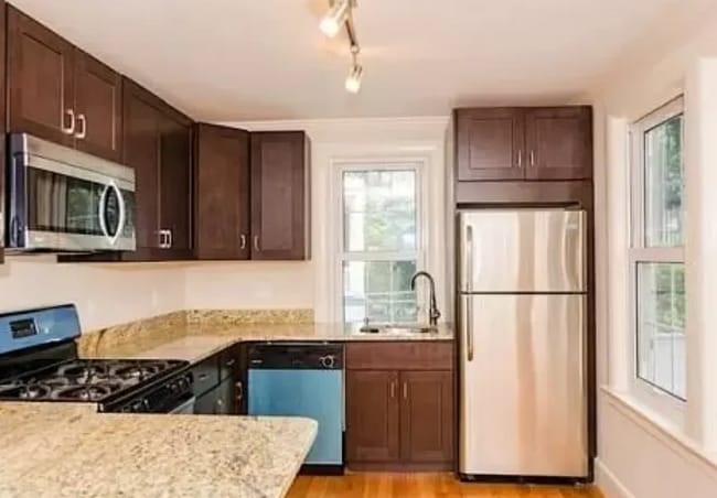16 Braemore Rd, Unit 11B