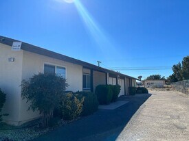 16077 Juniper St in Hesperia, CA - Building Photo
