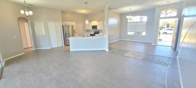 6750 Ferri Cir in Port Orange, FL - Building Photo - Building Photo