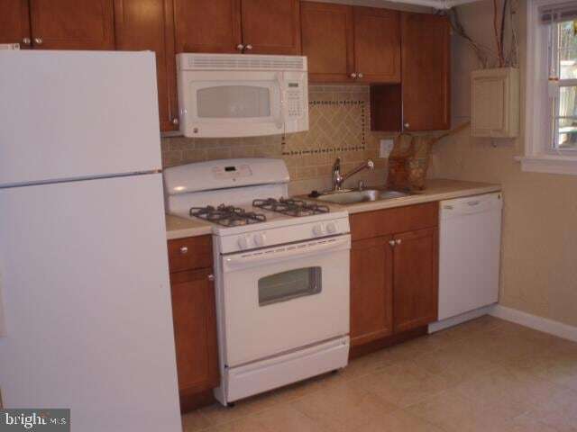 1559 19th St N, Unit 3 in Arlington, VA - Foto de edificio - Building Photo